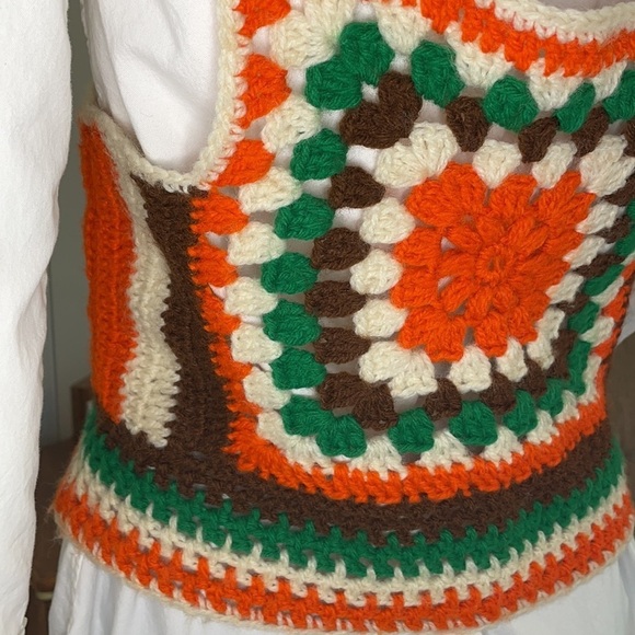 🎉HPx2🎉 Hand knit Fall Vest - Picture 11 of 14